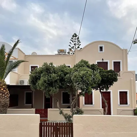 Tarelis & Apartamento Kamári