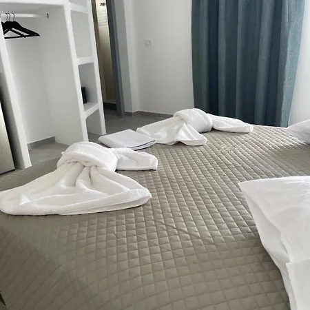Apartamento Tarelis & Kamári